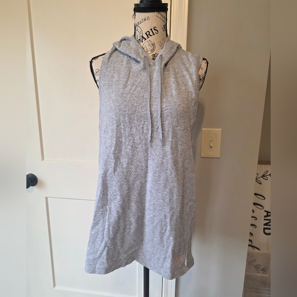 Victorias Secret Sport Top-NWOT